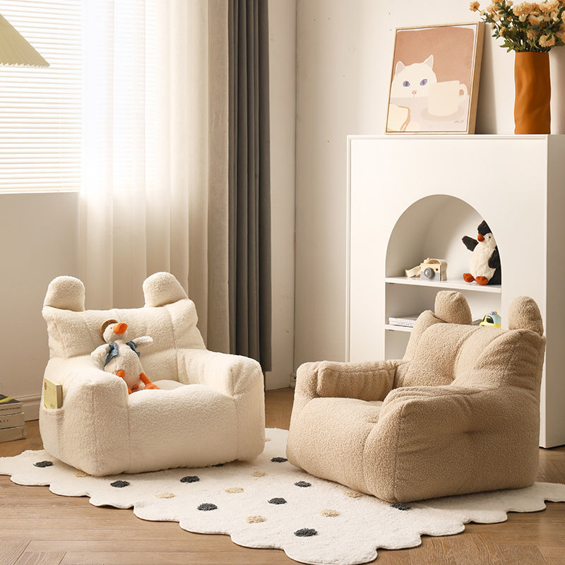 Kinder-Sofa im Cartoon-Stil zum Lesen und Entspannen